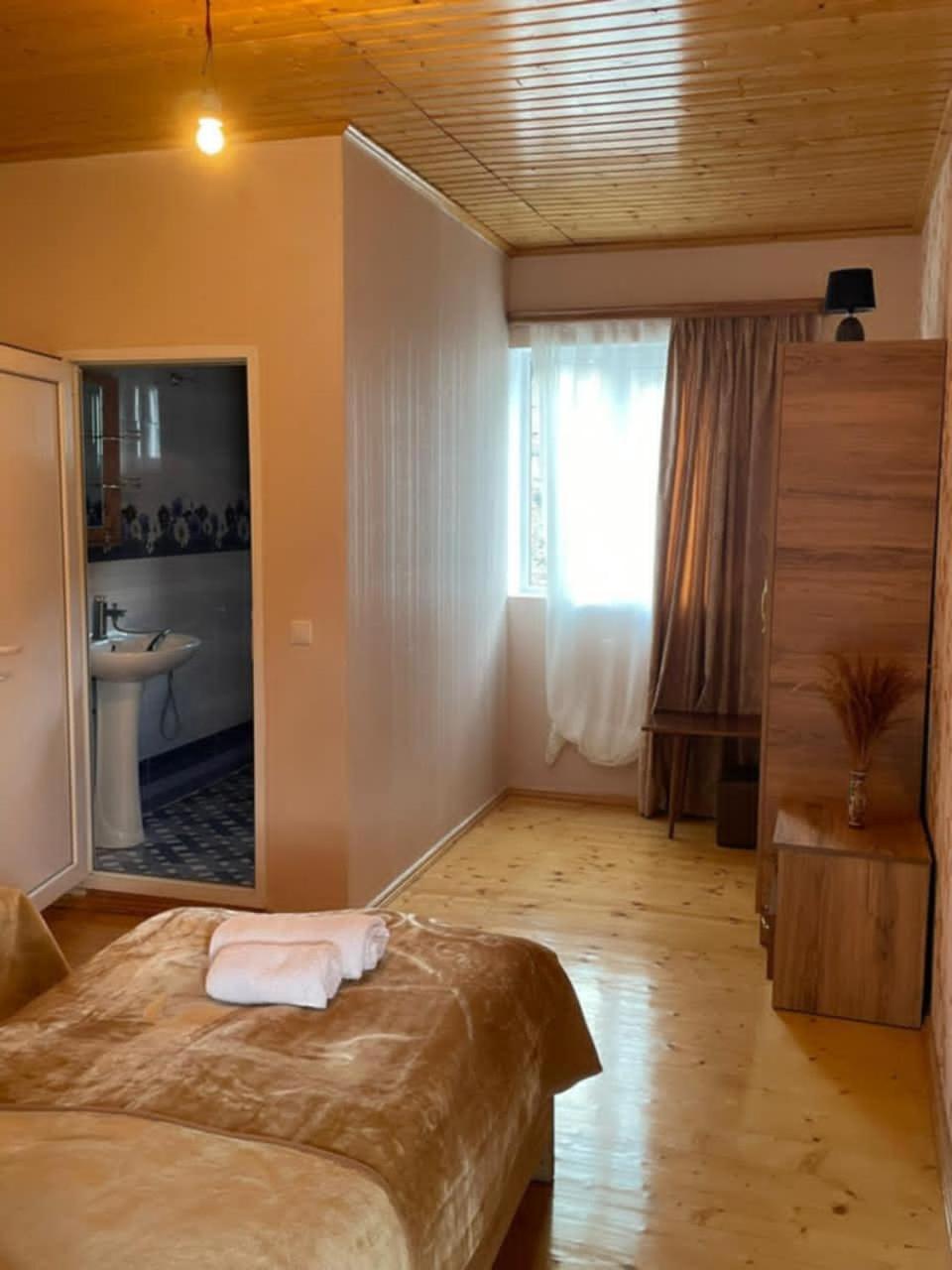 Guest House Nene Mestia Kültér fotó